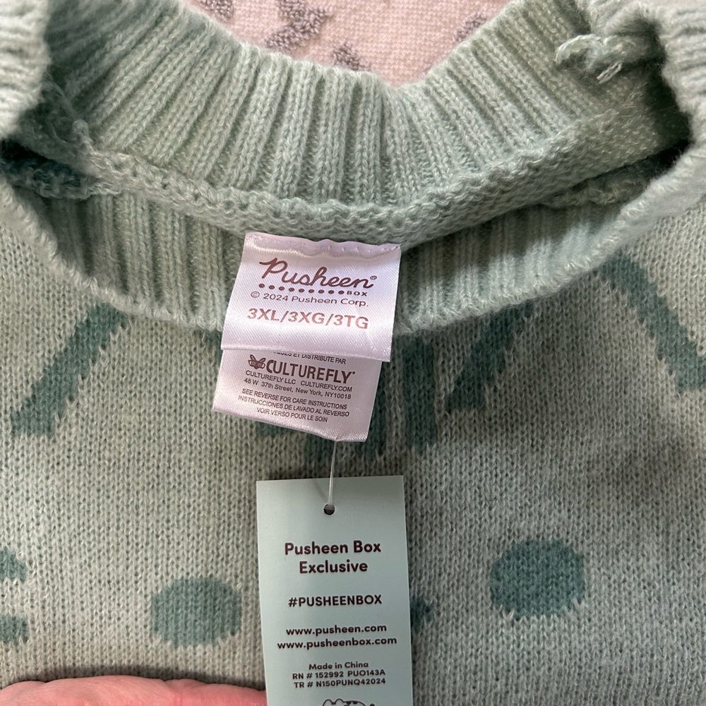 Pusheen Women's Mint Green Pusheen Oversized Sweater NWT 3XL - Picture 4 of 6